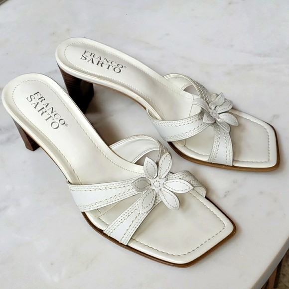 Franco Sarto Shoes - Franco Sarto white leather flower slides 7.5m